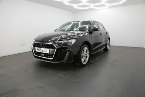 Audi A1 1.0 Tfsi 30 FH19ECD Black #3