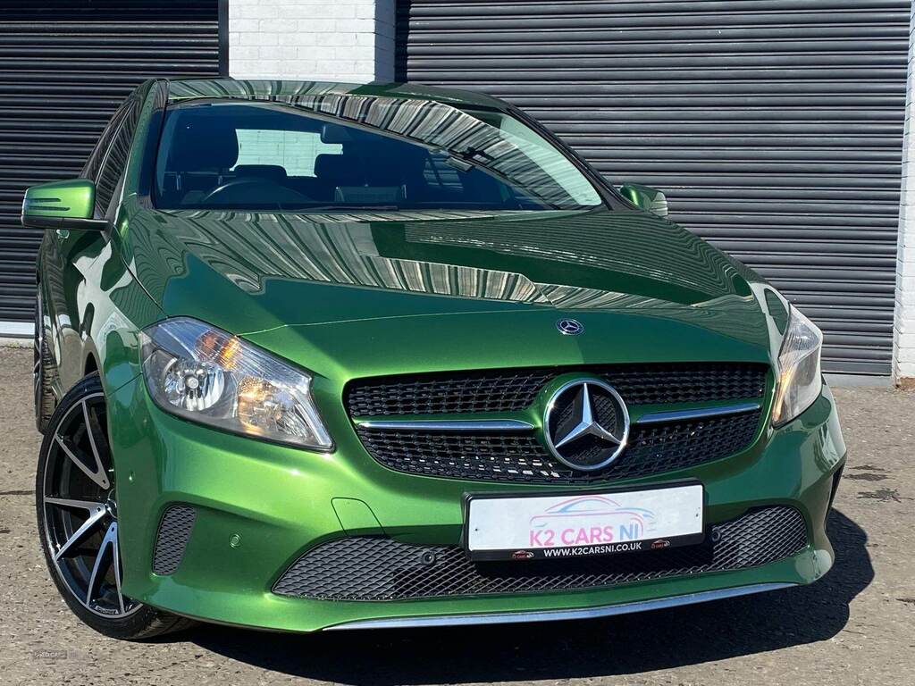 Mercedes-Benz A Class A180d Se Executive HX67UMO Green #5