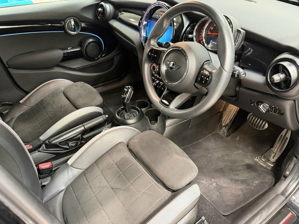 Mini Hatch 2L Cooper S Sport Black