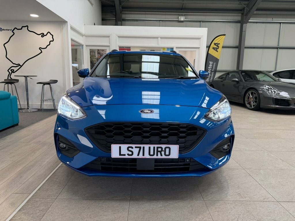 Ford Focus 1L St-line Edition Blue