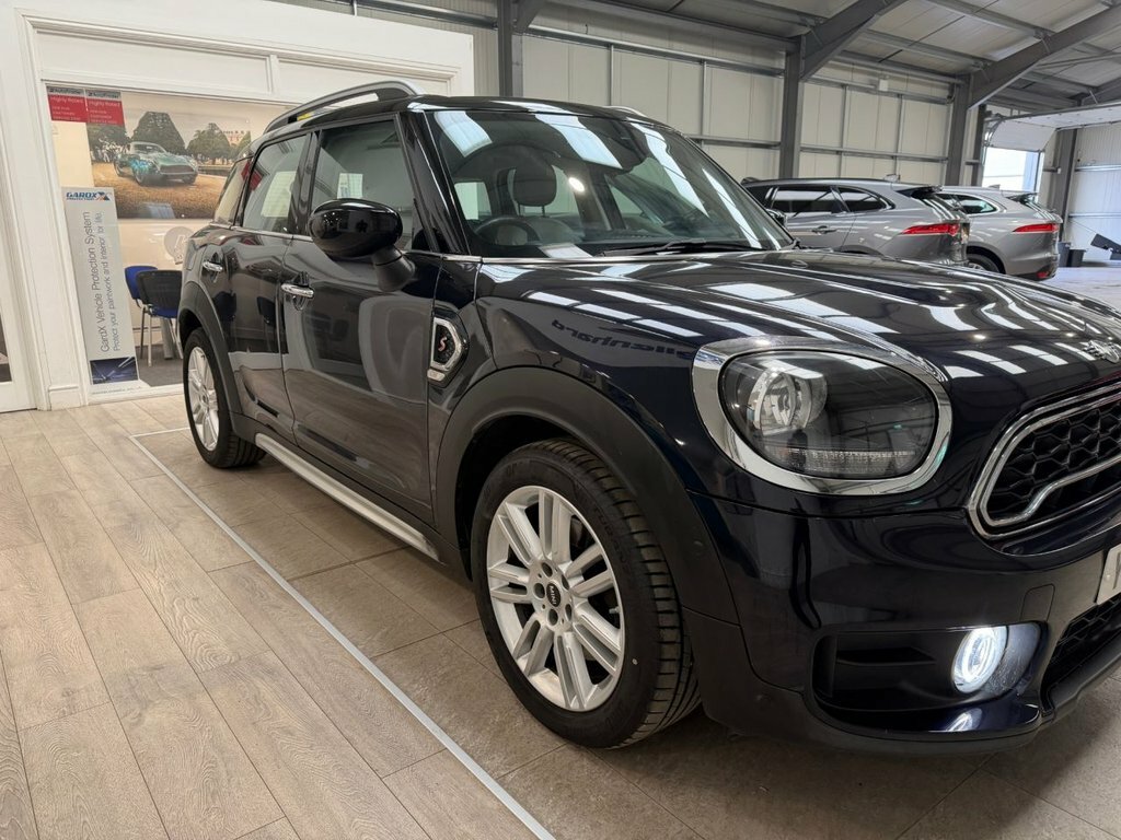 Mini Countryman 2L Cooper S Exclusive YH69CJF Black #3