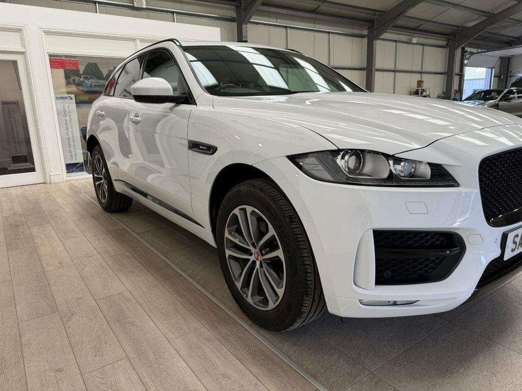 Jaguar F-Pace 2L R-sport White #2