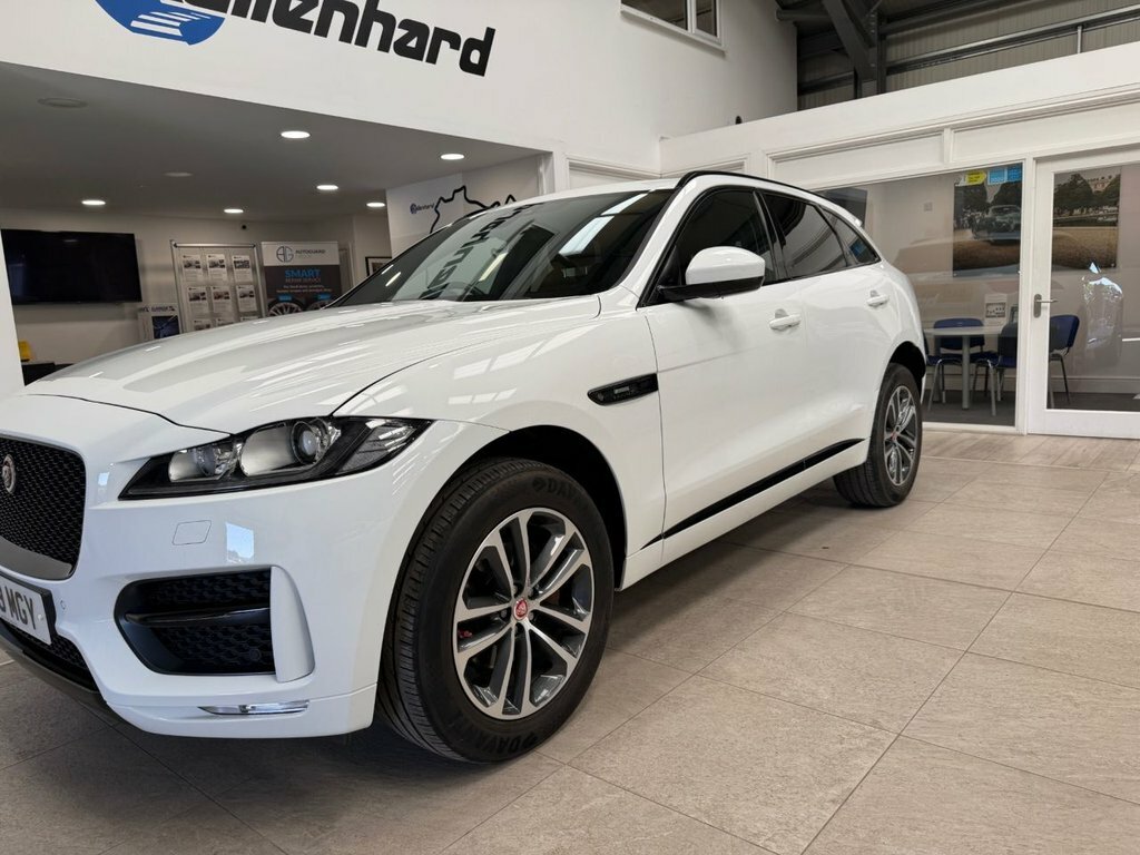 Jaguar F-Pace 2L R-sport White #6