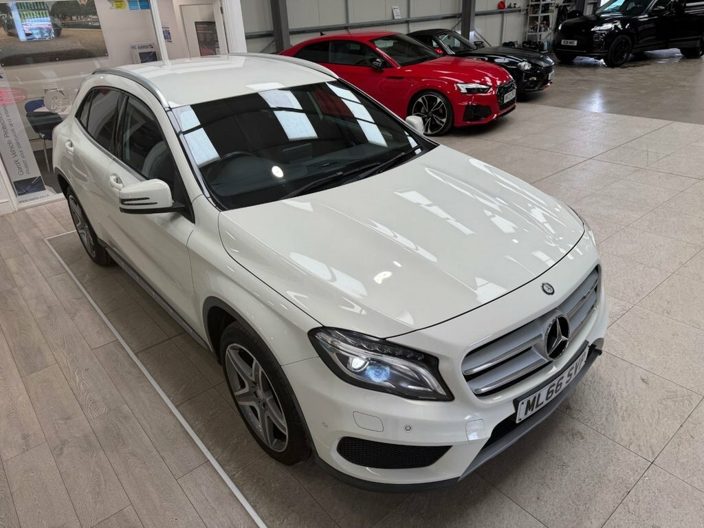 Mercedes-Benz GLA Class 2.1L Amg Line White #5