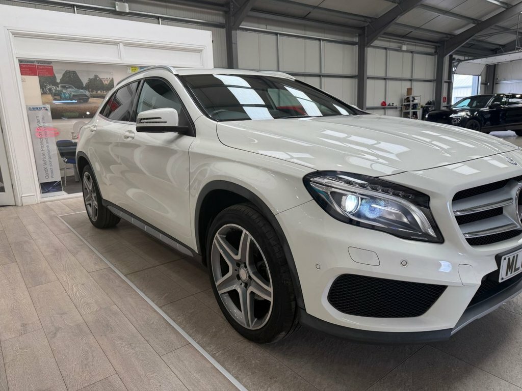 Mercedes-Benz GLA Class 2.1L Amg Line White #6