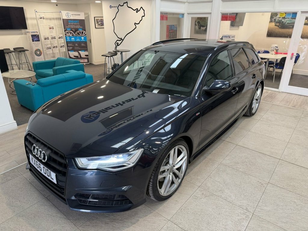 Audi A6 Avant 2L Black Edition Blue #4