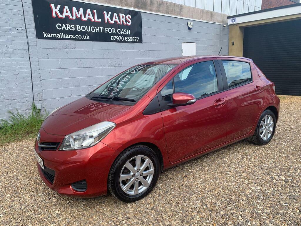 Toyota Yaris 1.33 Dual Vvt-i Tr Euro 5 KR13LVU Red #2