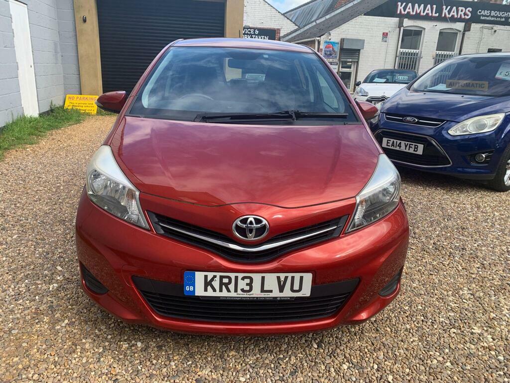 Toyota Yaris 1.33 Dual Vvt-i Tr Euro 5 Red