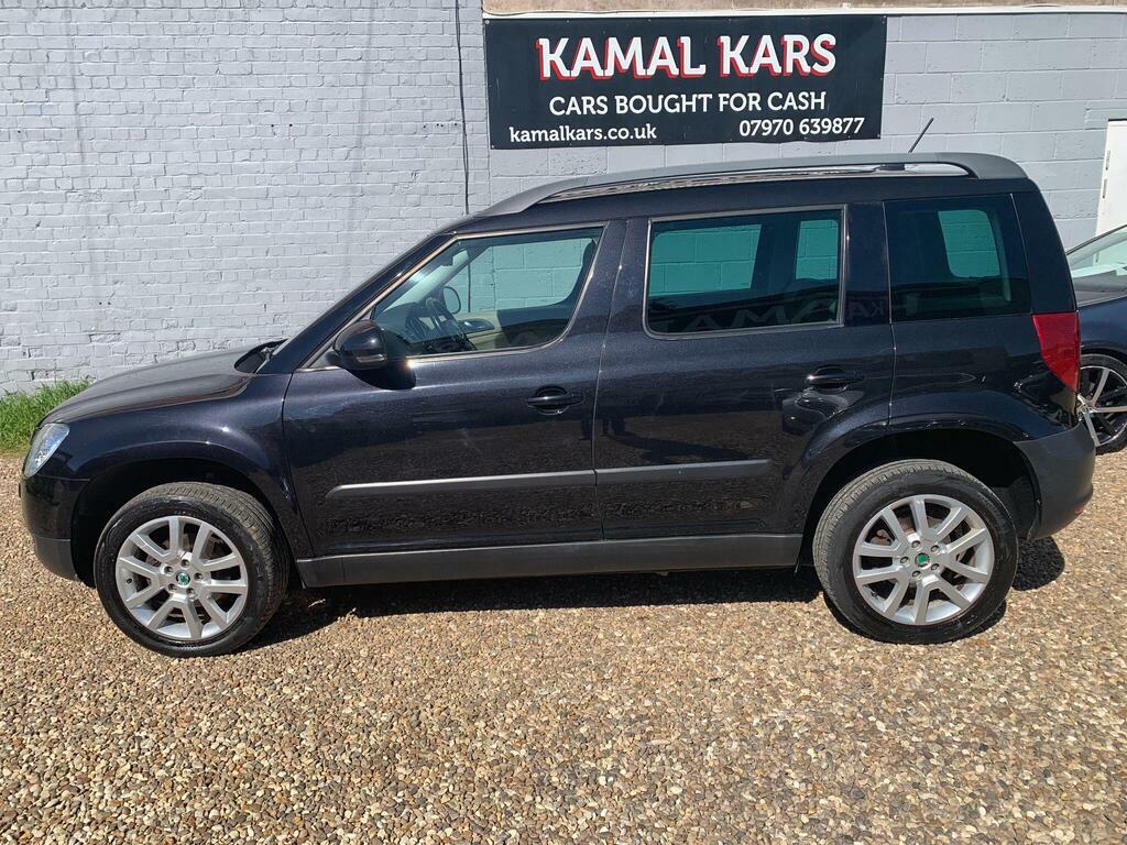 Skoda Yeti 2.0 Tdi Elegance 4Wd Euro 5 KR13UYX Black #5