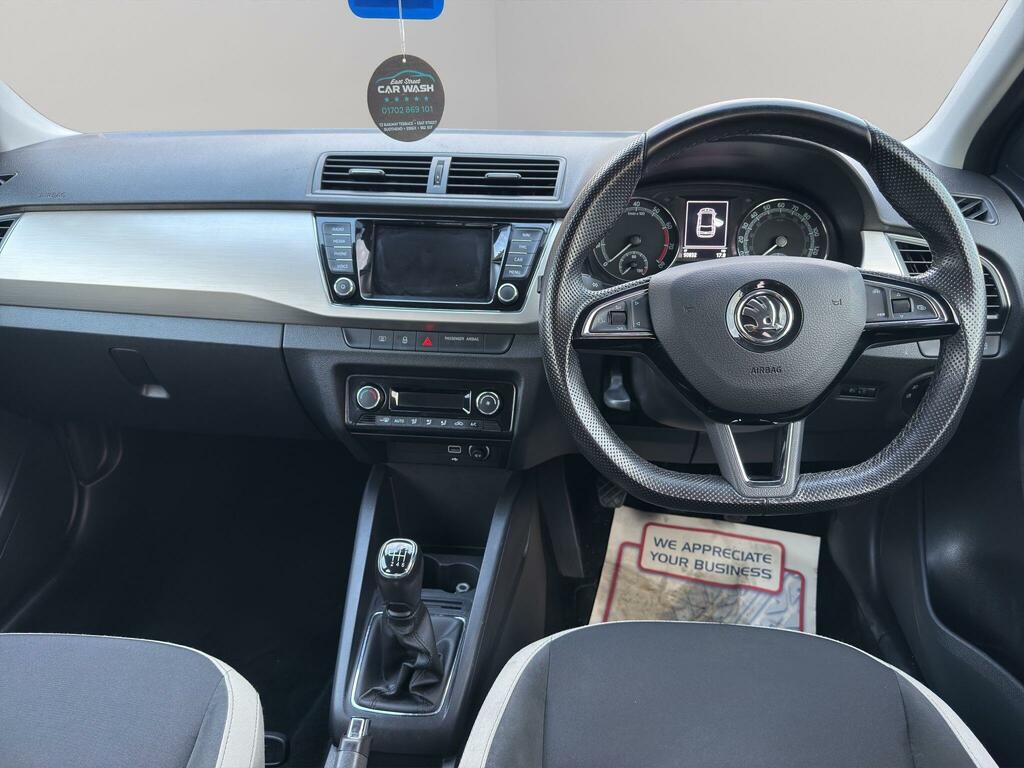 Skoda Fabia 1.0 Tsi Se L Euro 6 Ss HT19XMG Blue #2