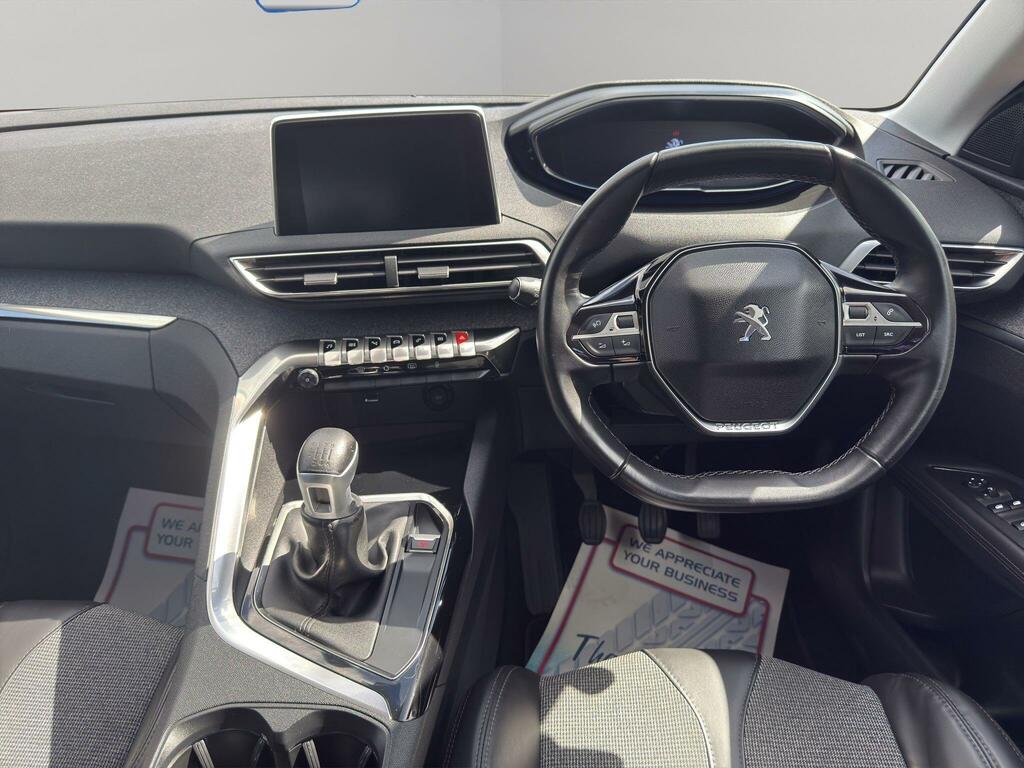 Peugeot 3008 1.6 Bluehdi Allure Euro 6 Ss BV17XTF Red #2