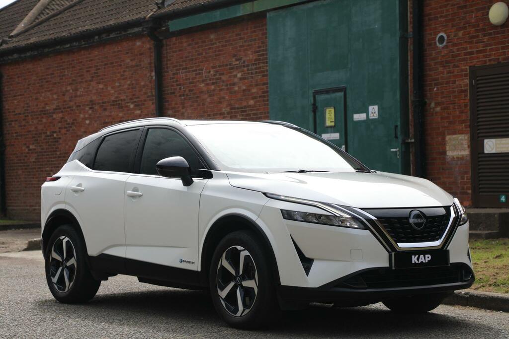 Nissan Qashqai N-connecta 1.5 H E-power N-connecta Euro 6 S White