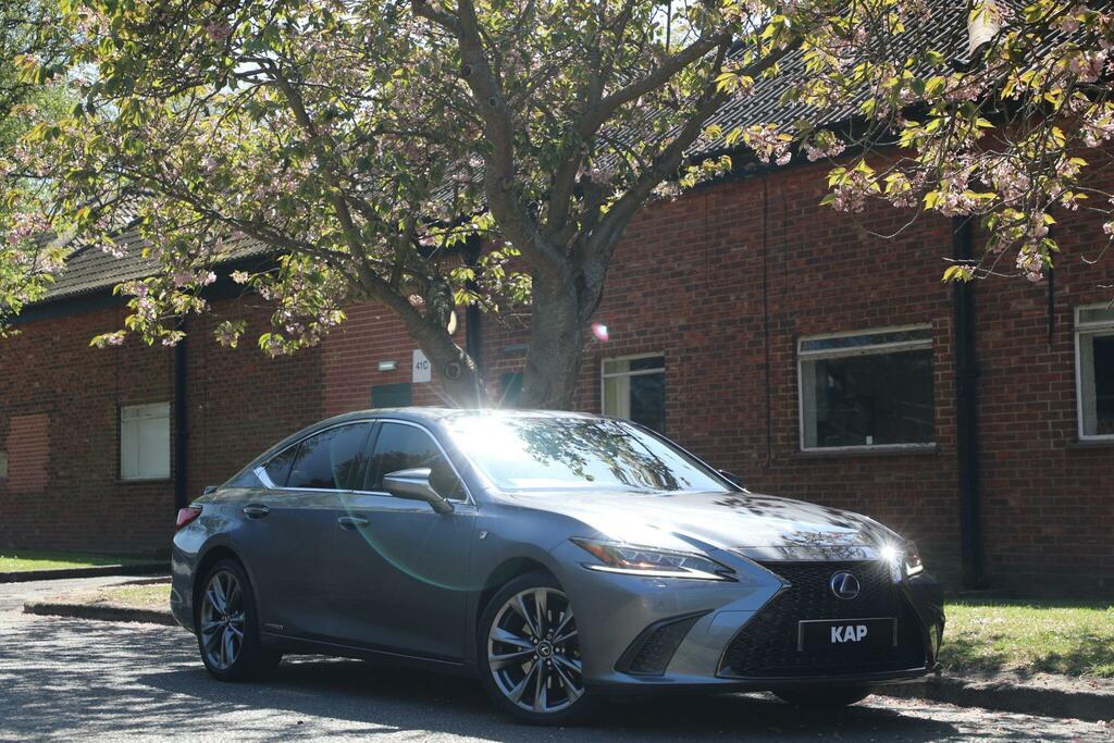 Lexus ES F Sport 2.5 300H F Sport E-cvt Euro 6 Ss Grey