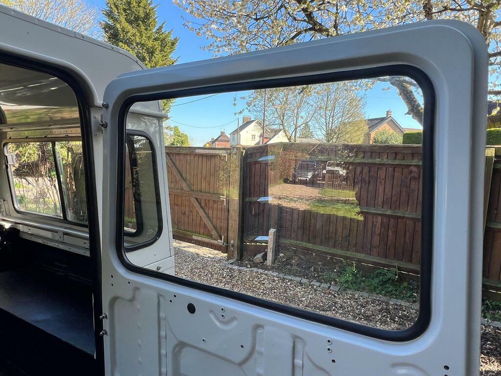 Land Rover Defender 90 90 2.5 Tdi County Blue #34