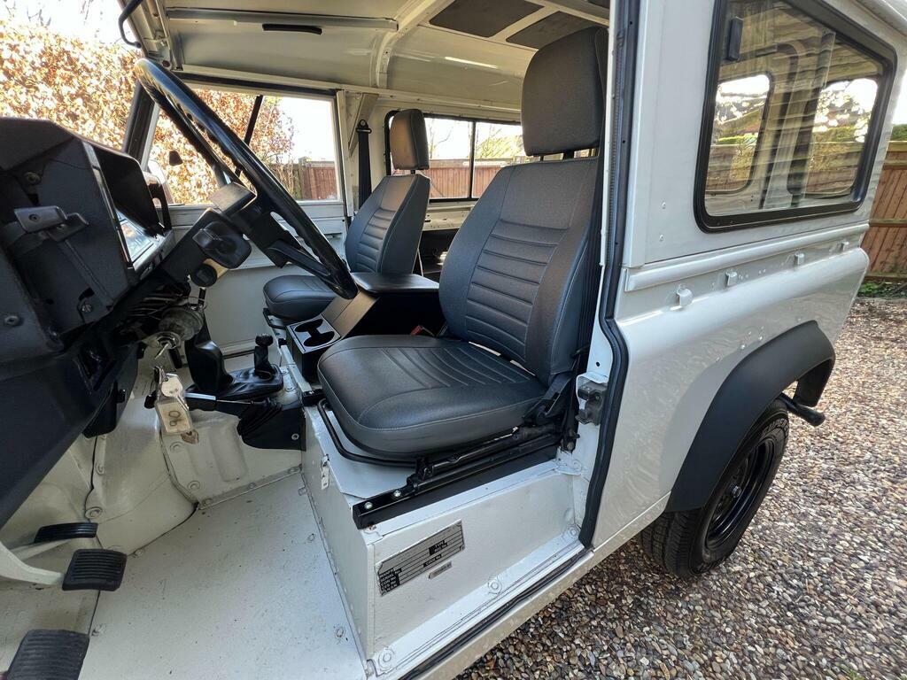 Land Rover Defender 90 90 2.5 Tdi County Blue #17