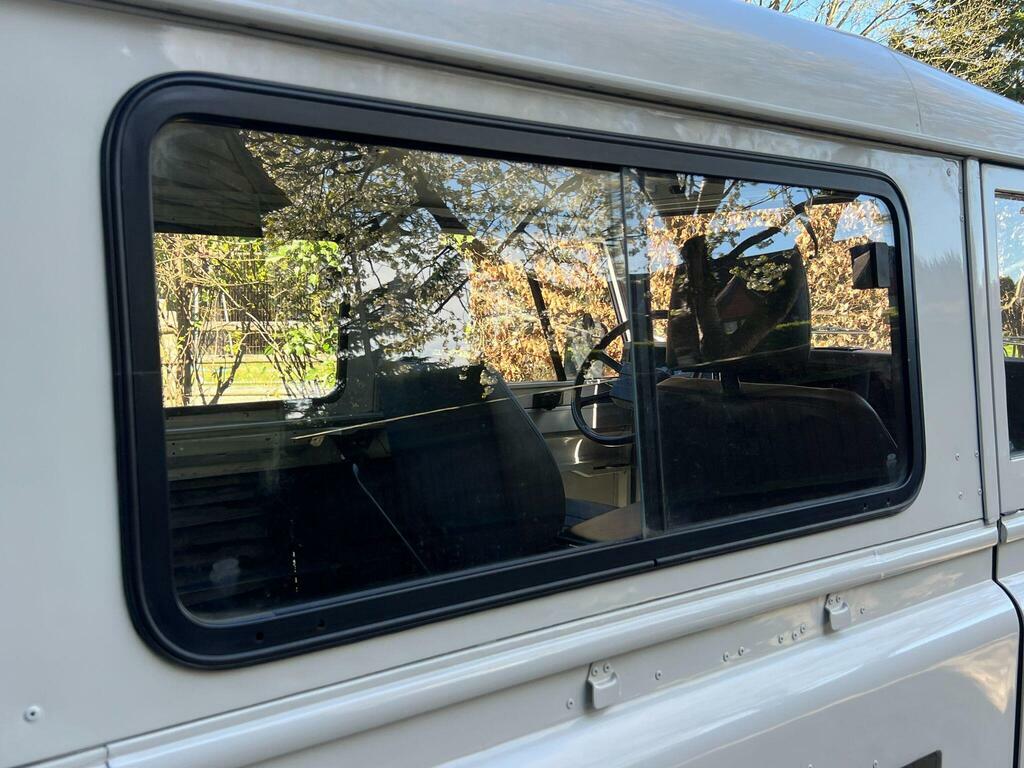 Land Rover Defender 90 90 2.5 Tdi County Blue #35