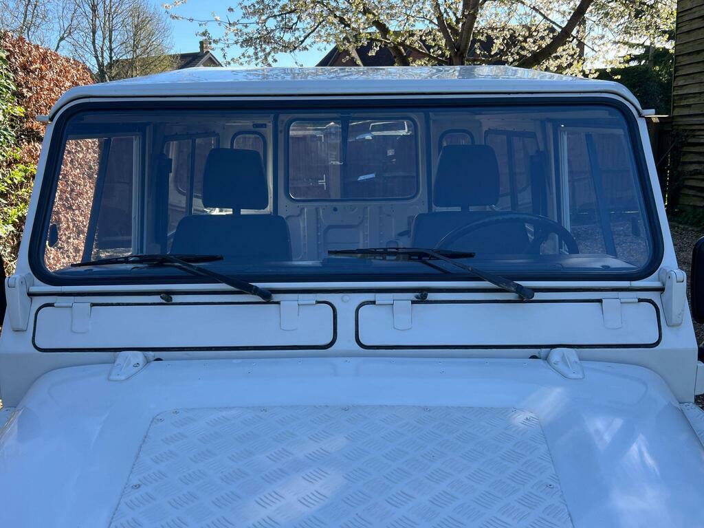 Land Rover Defender 90 90 2.5 Tdi County Blue #40