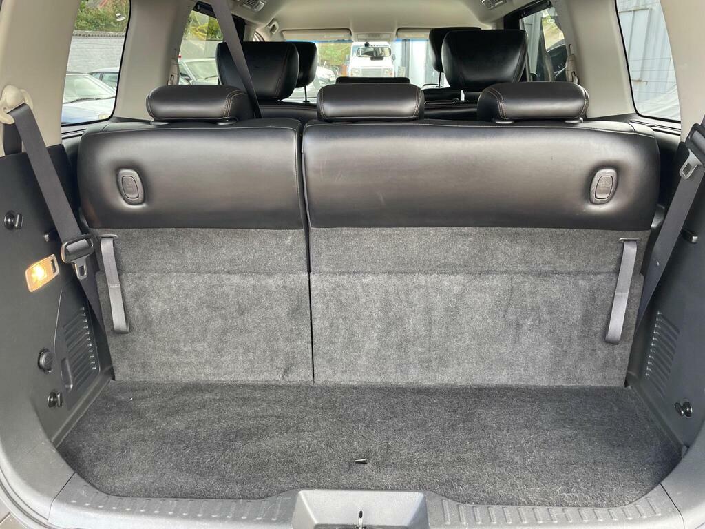 Nissan Elgrand 2 Berth Full Rear Conversion Camper Van Black #16
