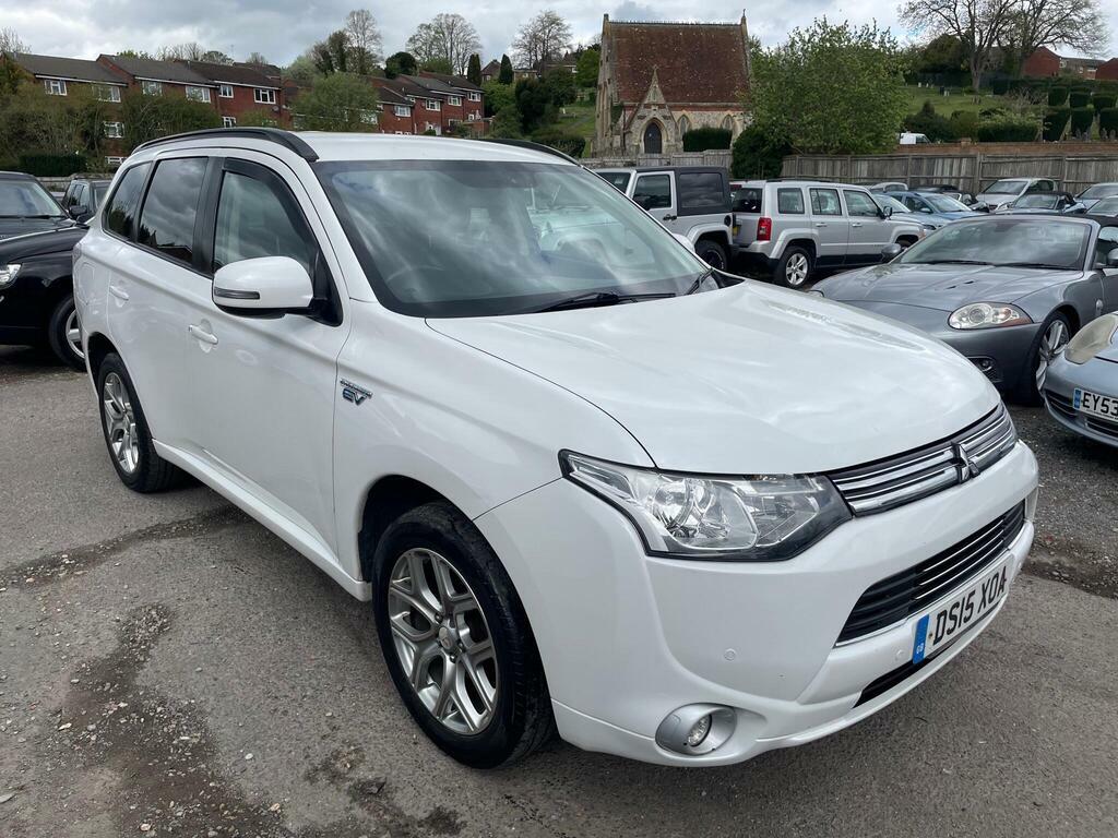 Mitsubishi Outlander 2.0H 12Kwh Gx3h Cvt 4Wd Euro 5 S S White