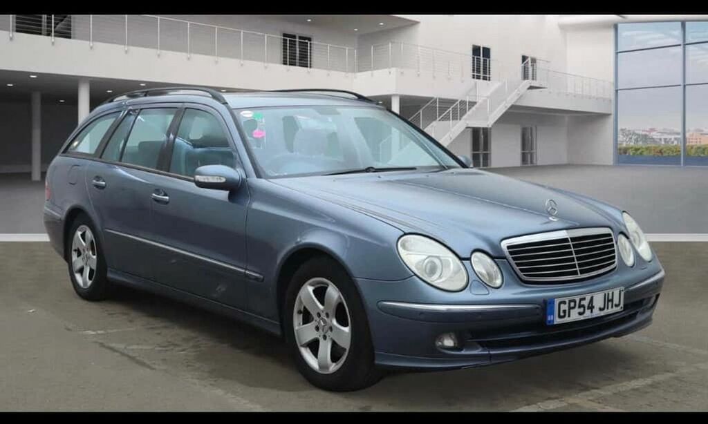 Mercedes-Benz E Class E320 Cdi Avantgarde 7 Seats,rear Dvd Tv Blue