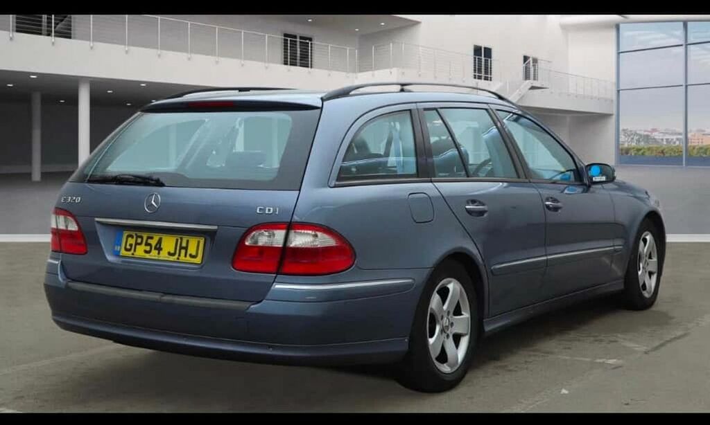 Mercedes-Benz E Class E320 Cdi Avantgarde 7 Seats,rear Dvd Tv Blue #2