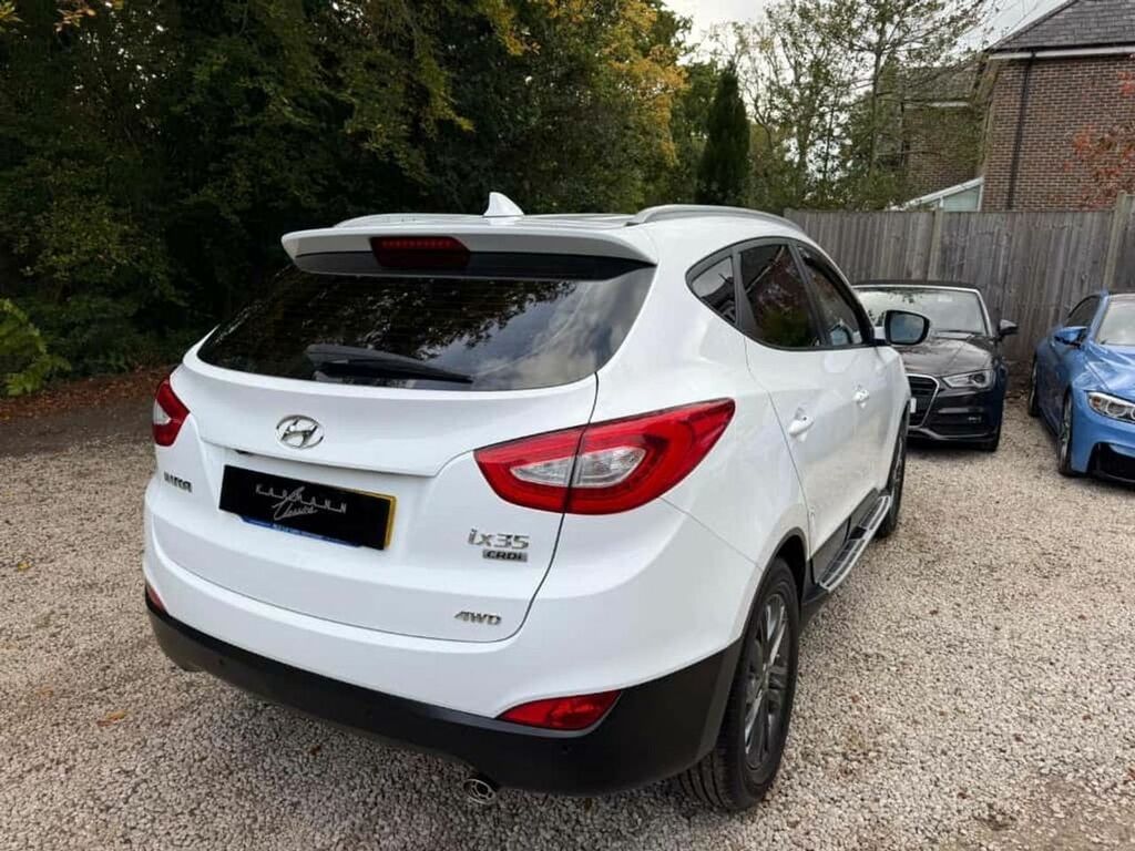 Hyundai Ix35 Crdi Se Nav Full Spec,sat Nav Fsh White #2