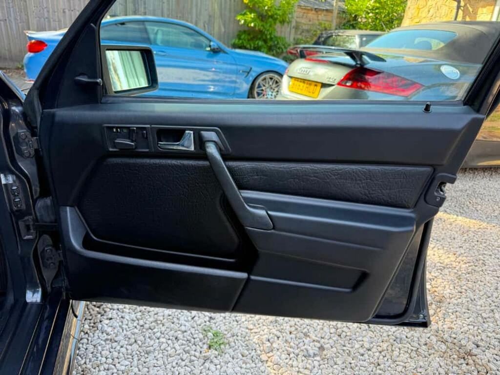 Mercedes-Benz 190 E 2.0 2.0 E 2.0 Silver #25