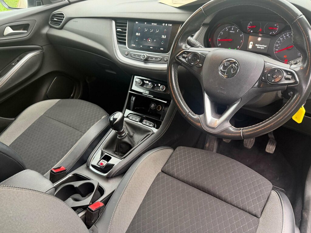 Vauxhall Grandland X 1.2 Turbo Business Edition Nav Euro 6 Ss DY71FMZ White #6