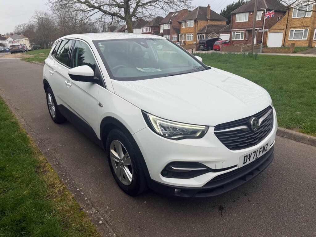 Vauxhall Grandland X 1.2 Turbo Business Edition Nav Euro 6 Ss White