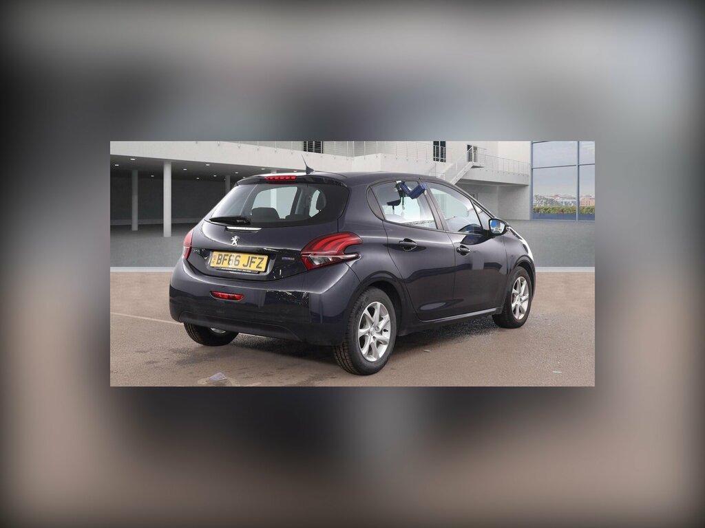 Peugeot 208 1.2 Puretech Active Euro 6 BF66JFZ Grey #2