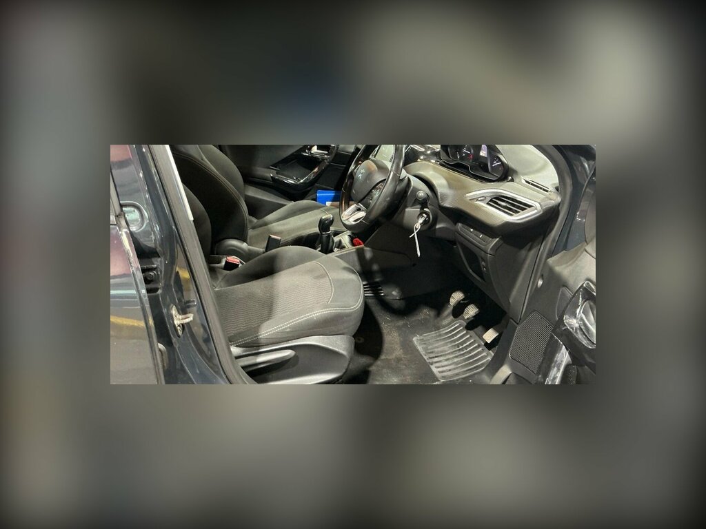 Peugeot 208 1.2 Puretech Active Euro 6 BF66JFZ Grey #5