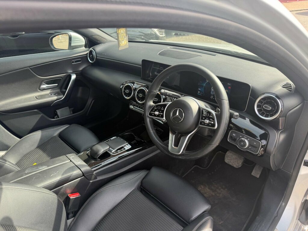 Mercedes-Benz A Class 1.5 A180d Sport Executive 7G-dct Euro 6 Ss KW68ECN Silver #6