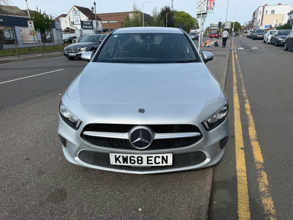 Mercedes-Benz A Class 1.5 A180d Sport Executive 7G-dct Euro 6 Ss KW68ECN Silver #2