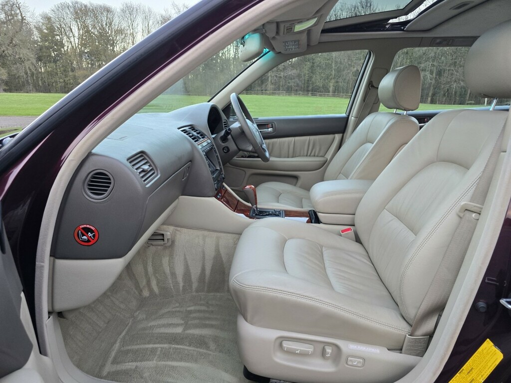 Lexus LS Saloon Black #53