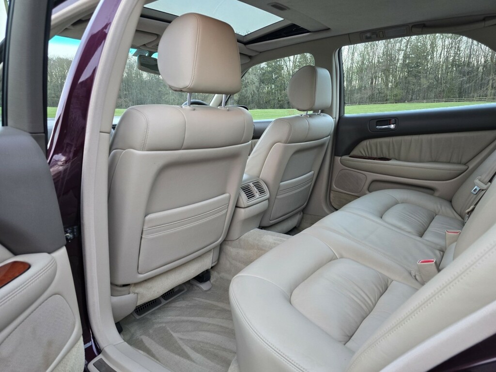 Lexus LS Saloon Black #58