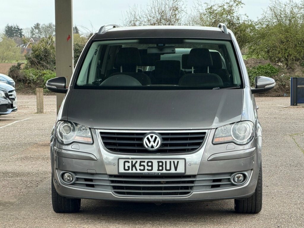 Volkswagen Touran 2L Match GK59BUV Grey #2