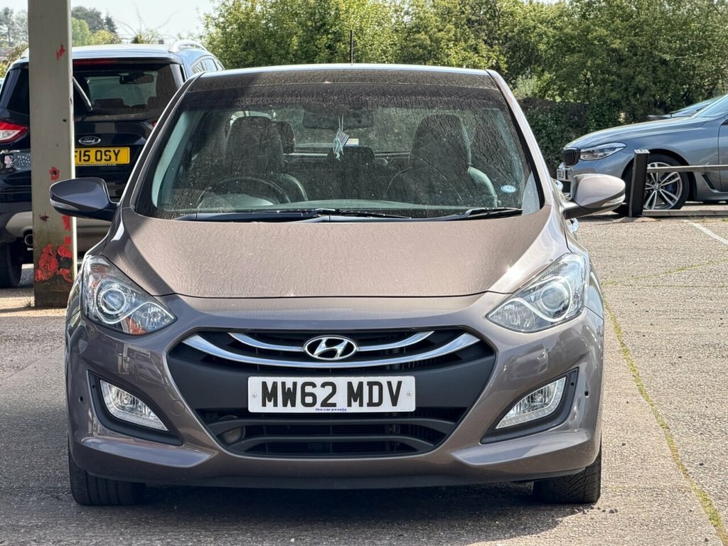 Hyundai I30 1L Premium Brown #2