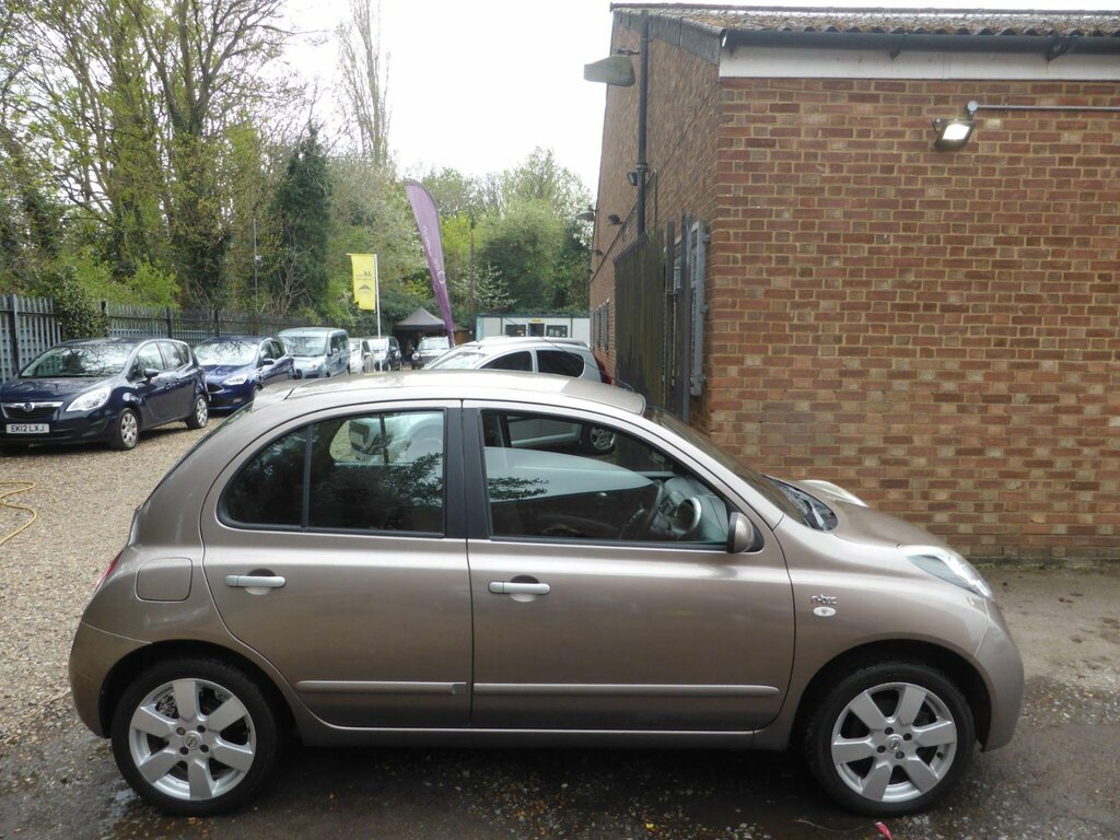 Nissan Micra 1.2 16V N-tec Beige #3