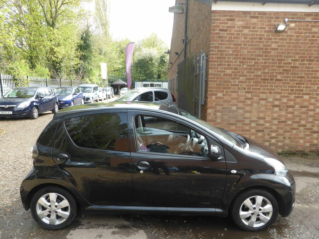 Toyota Aygo 1.0 Vvt-i Move Euro 5 Black #3