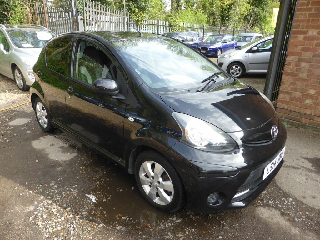 Toyota Aygo 1.0 Vvt-i Move Euro 5 Black #2
