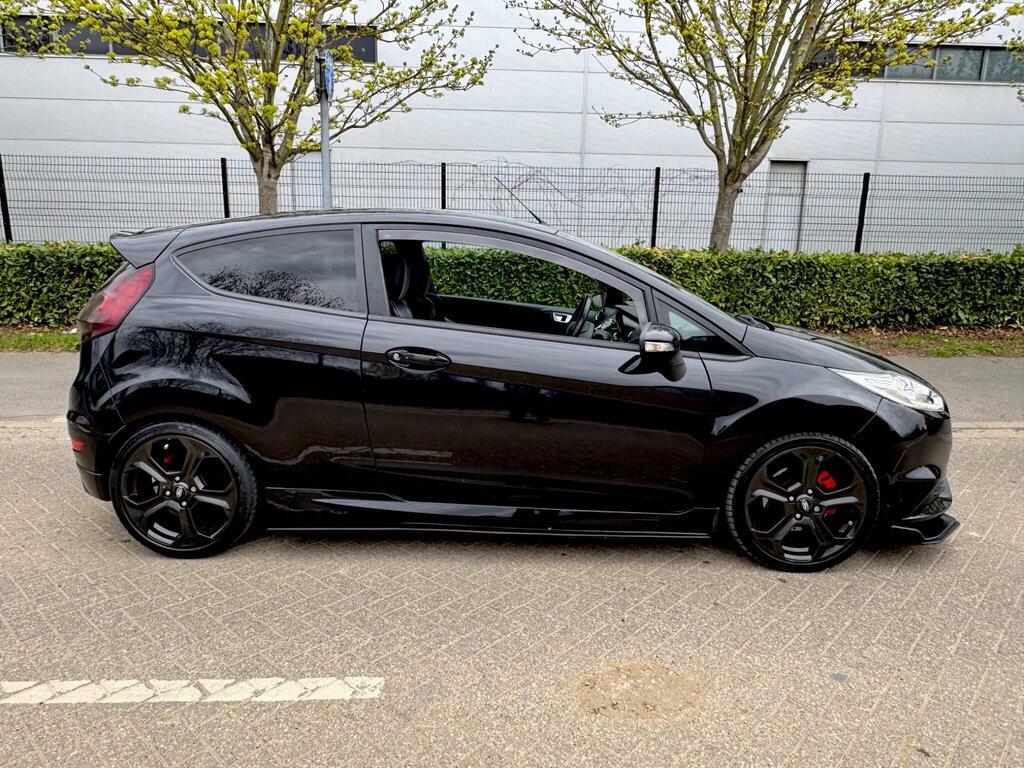 Ford Fiesta 1.6T Ecoboost St-3 Euro 6 MD16WUY Black #5