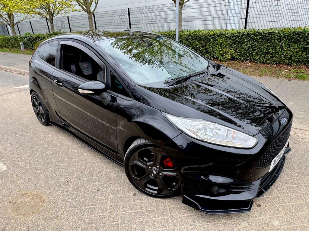 Ford Fiesta 1.6T Ecoboost St-3 Euro 6 MD16WUY Black #2