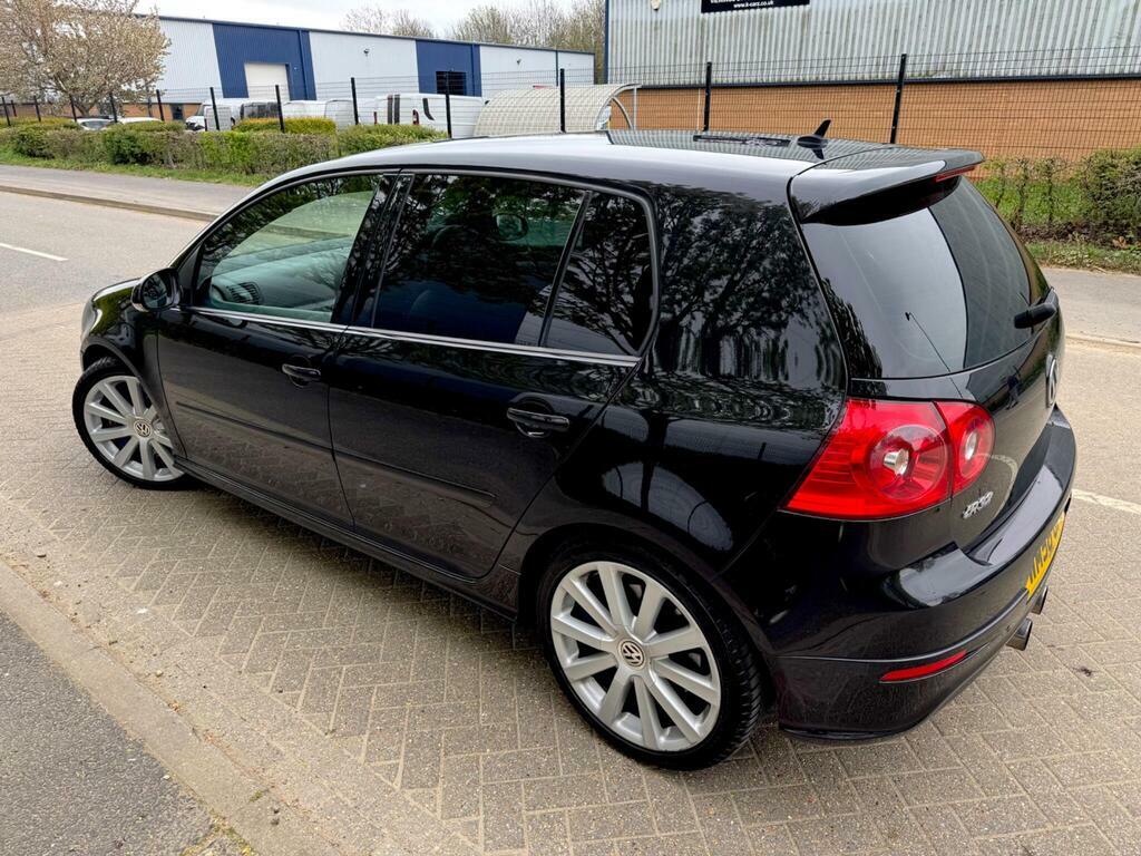 Volkswagen Golf 3.2 V6 R32 Dsg 4Motion Black #4