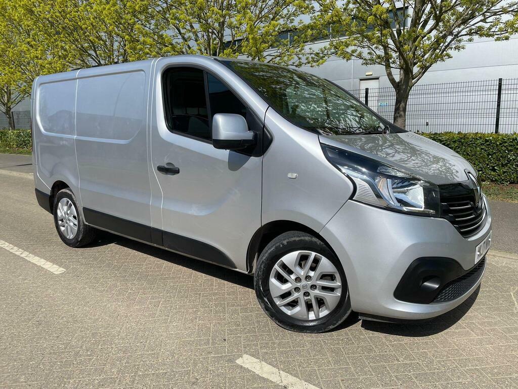 Renault Trafic 1.6 Dci Energy 27 Sport Nav Swb Standard Roof Euro Silver