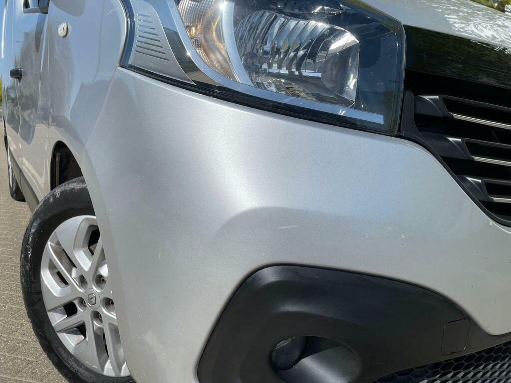 Renault Trafic 1.6 Dci Energy 27 Sport Nav Swb Standard Roof Euro ML17NVN Silver #4
