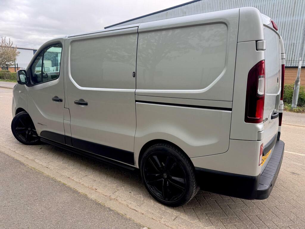 Renault Trafic 1.6 Dci Energy 27 Sport Swb Standard Roof Euro 5 Silver #3