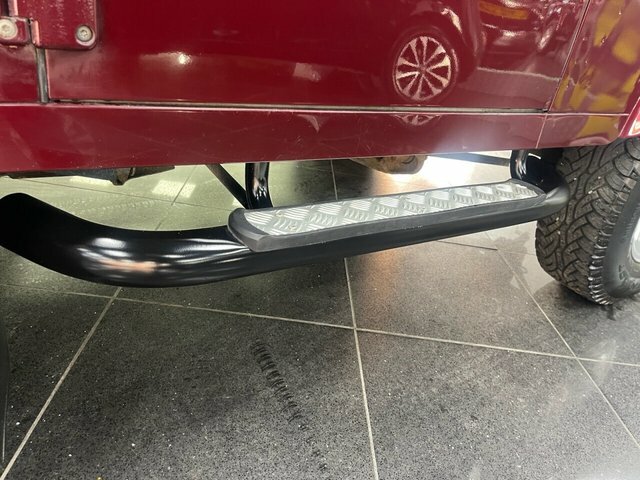 Land Rover Defender Tdci Hard Top Suv Red #5