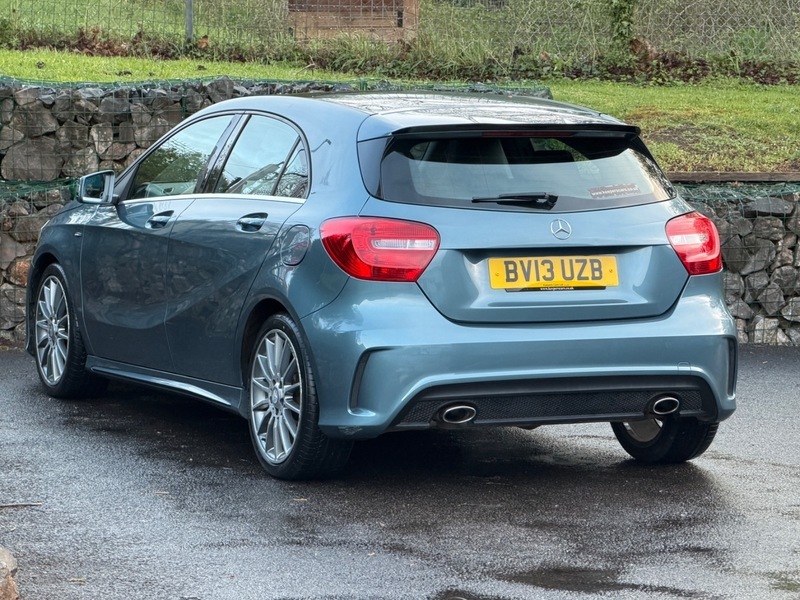 Mercedes-Benz A Class 1.8 A200 Cdi Blueefficiency BV13UZB Blue #4