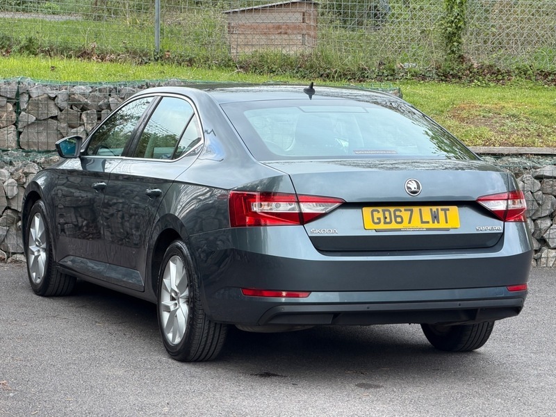 Skoda Superb 1.4 Tsi Se Dsg Grey #4