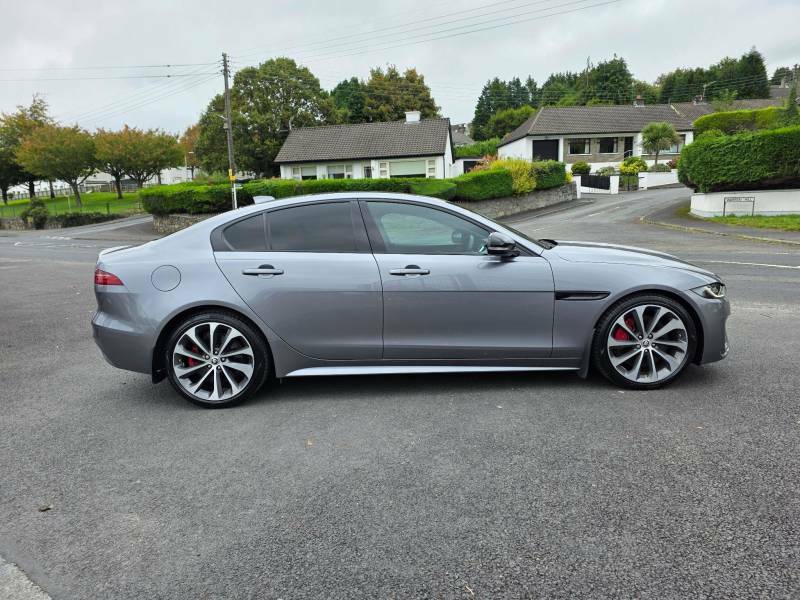 Jaguar XE 2.0 D200 Mhev R-dynamic Hse Black Saloon Diese Grey #6